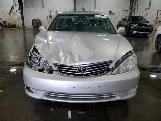 Photo 5 from auction – 2005 TOYOTA CAMRY LE with VIN 4T1BE32K35U553019