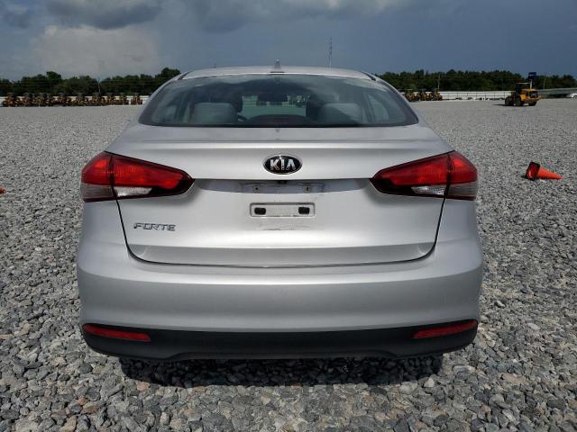 Photo 6 from auction – 2017 KIA FORTE LX with VIN 3KPFL4A78HE039457