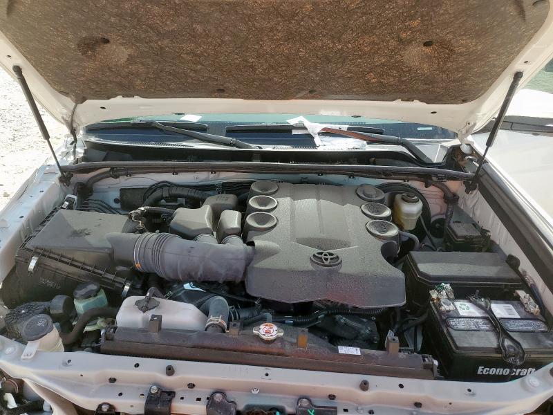 Photo 12 from auction – 2023 TOYOTA 4RUNNER SR with VIN JTEFU5JRXP5302381