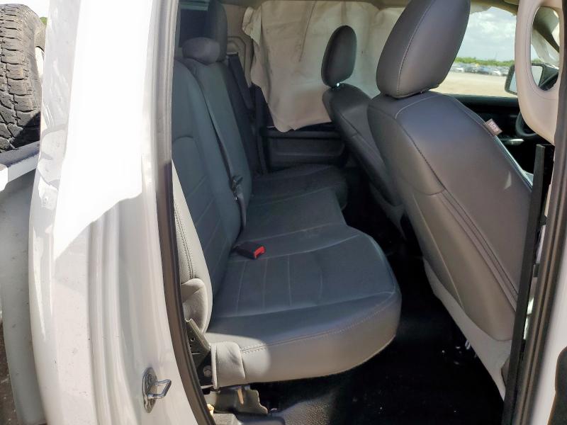 Photo 10 from auction – 2018 RAM 1500 ST with VIN 1C6RR6FG3JS347503