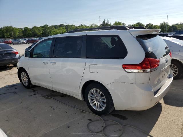 Photo 2 from auction – 2013 TOYOTA SIENNA XLE with VIN 5TDYK3DC1DS328968