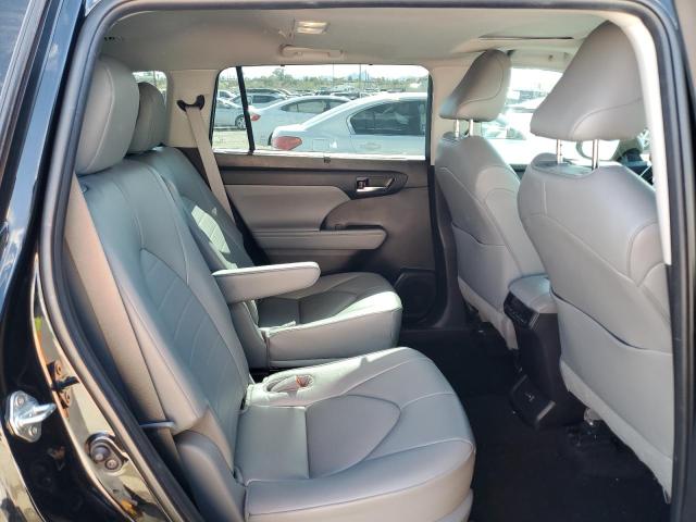 Photo 11 from auction – 2023 TOYOTA HIGHLANDER with VIN 5TDKDRAH3PS023141