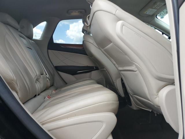 Photo 11 from auction – 2019 LINCOLN MKC SELECT with VIN 5LMCJ2C98KUL16895