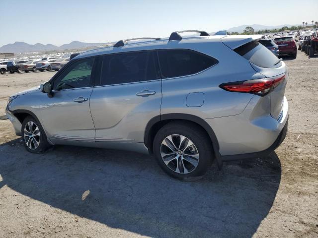 Photo 2 from auction – 2021 TOYOTA HIGHLANDER with VIN 5TDHBRCH6MS025023