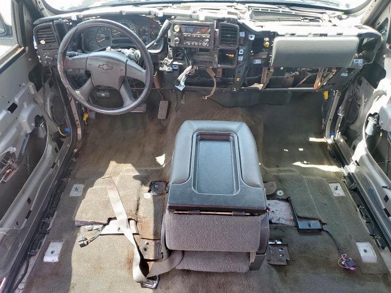 Photo 8 from auction – 2005 CHEVROLET SILVERADO with VIN 1GCEC19X05Z267029