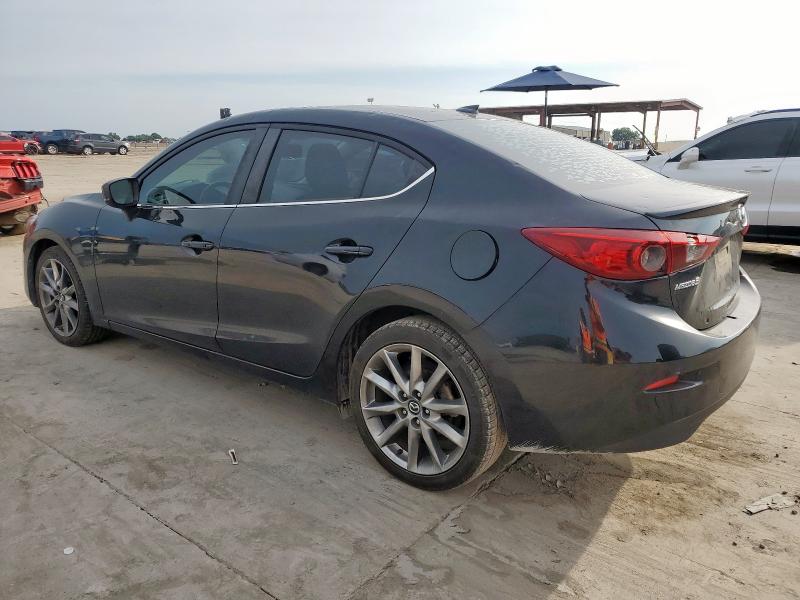 Photo 2 from auction – 2018 MAZDA 3 TOURING with VIN 3MZBN1V33JM212423