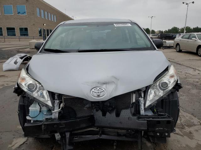 Photo 5 from auction – 2017 TOYOTA SIENNA with VIN 5TDZZ3DC4HS844263