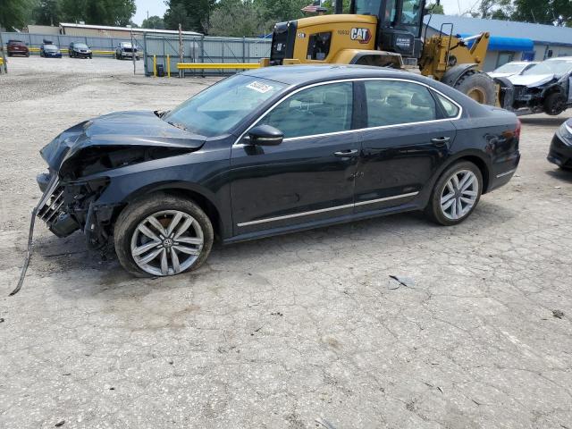 VOLKSWAGEN PASSAT SEL 2017 with VIN 1VWCT7A37HC079678 - Photo from auction