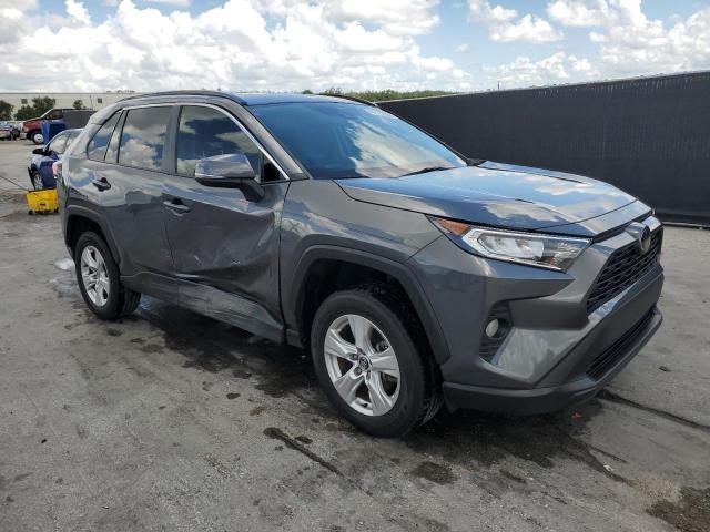 Photo 4 from auction – 2021 TOYOTA RAV4 XLE with VIN 2T3W1RFVXMC107994