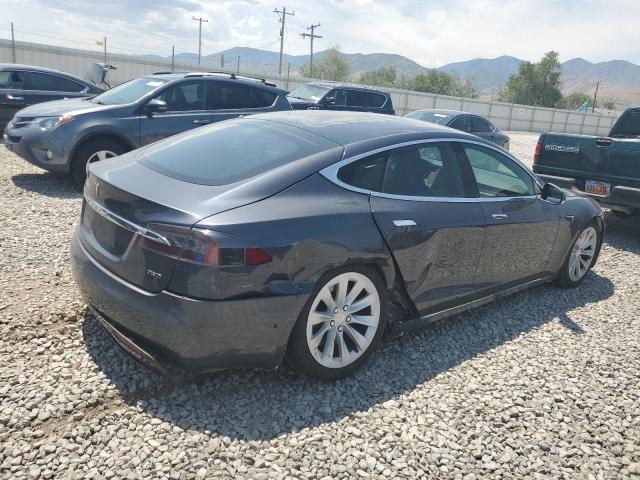 Photo 3 from auction – 2017 TESLA MODEL S with VIN 5YJSA1E2XHF218823