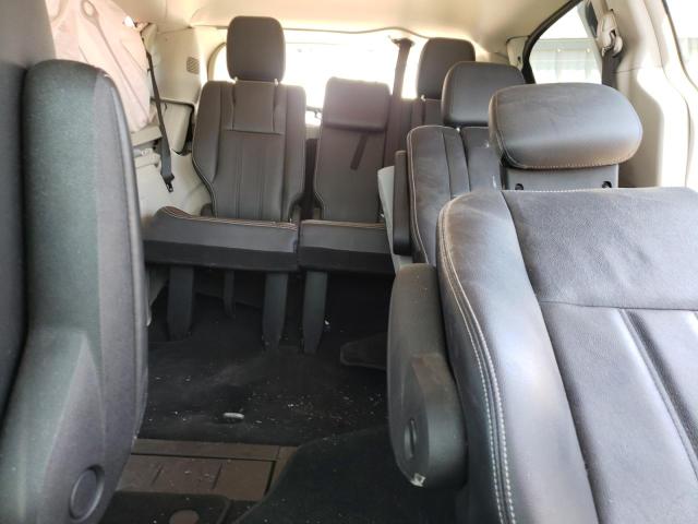 Photo 10 from auction – 2014 CHRYSLER TOWN & COU with VIN 2C4RC1BG2ER134018