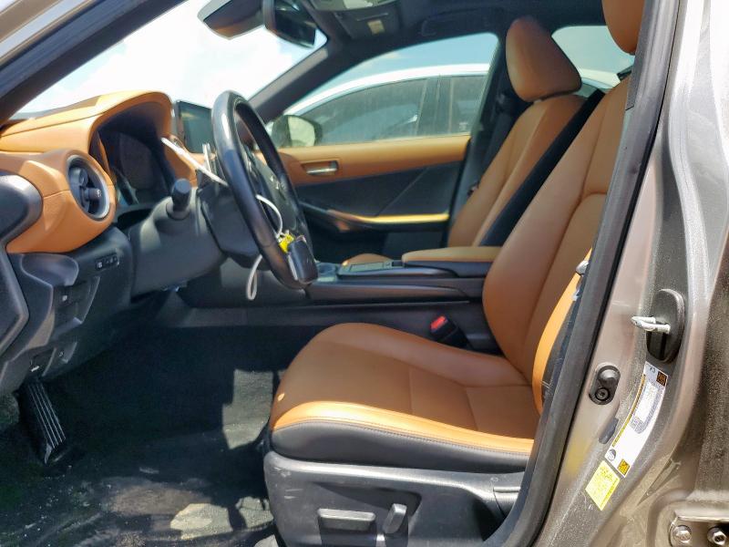 Photo 7 from auction – 2021 LEXUS IS 300 with VIN JTHCA1D21M5115399