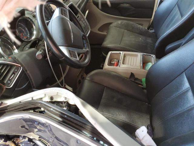 Photo 7 from auction – 2012 CHRYSLER TOWN & COU with VIN 2C4RC1BG2CR314046