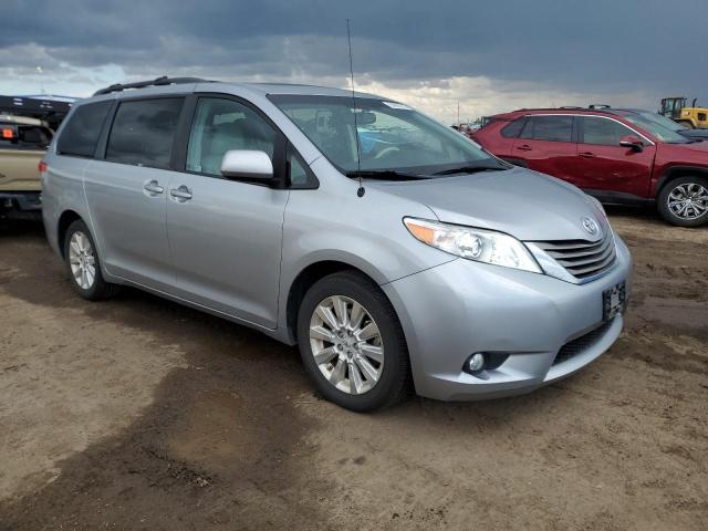 Photo 4 from auction – 2011 TOYOTA SIENNA XLE with VIN 5TDDK3DC9BS022239