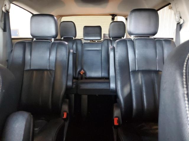 Photo 10 from auction – 2014 CHRYSLER TOWN & COU with VIN 2C4RC1BG3ER210975
