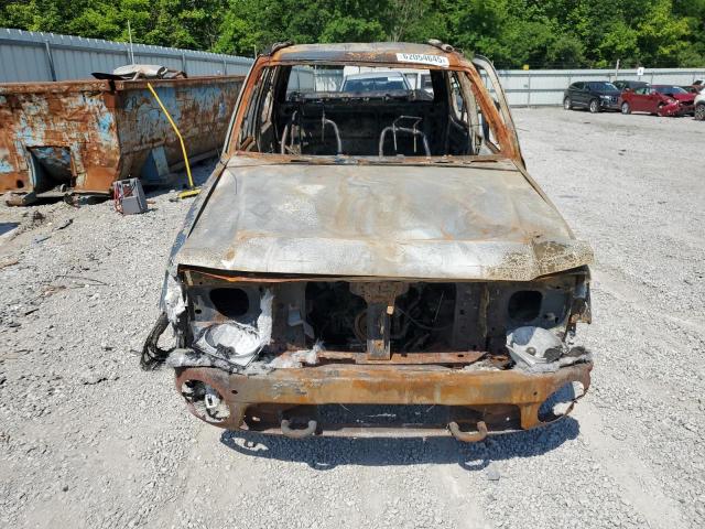Photo 5 from auction – 2002 FORD EXPLORER S with VIN 1FMZU77E02UC04228