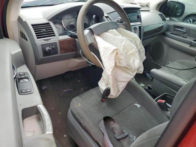Photo 8 from auction – 2010 CHRYSLER TOWN & COU with VIN 2A4RR4DE7AR213765
