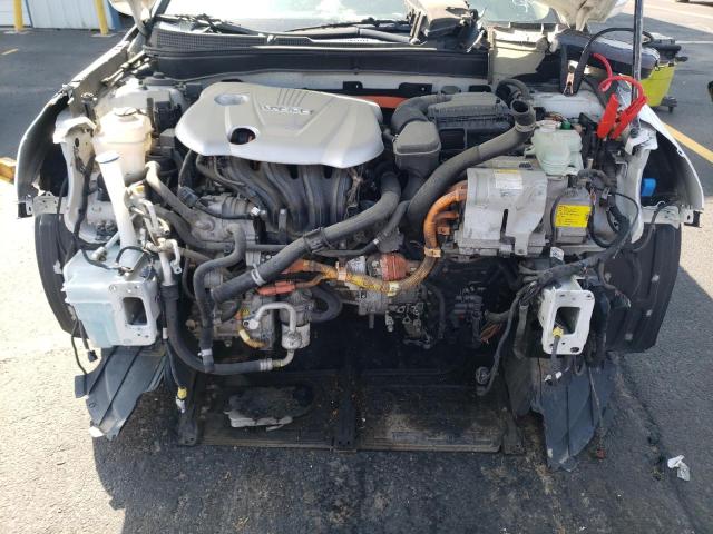 Photo 11 from auction – 2015 HYUNDAI SONATA HYB with VIN KMHEC4A48FA123517