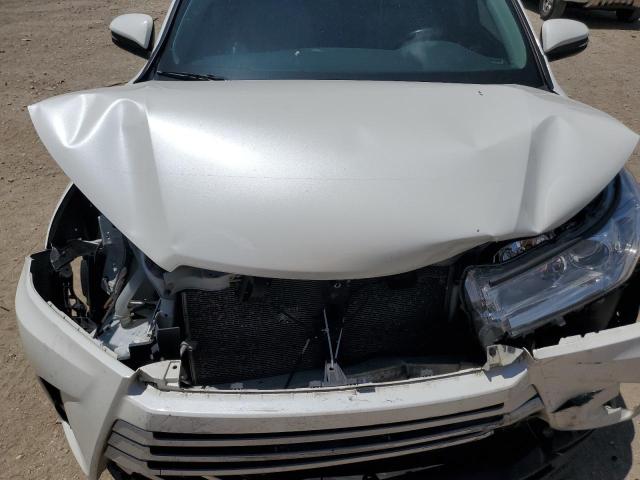 Photo 12 from auction – 2018 TOYOTA HIGHLANDER with VIN 5TDJZRFH8JS542490