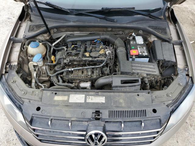 Photo 11 from auction – 2015 VOLKSWAGEN PASSAT SEL with VIN 1VWCT7A31FC082850