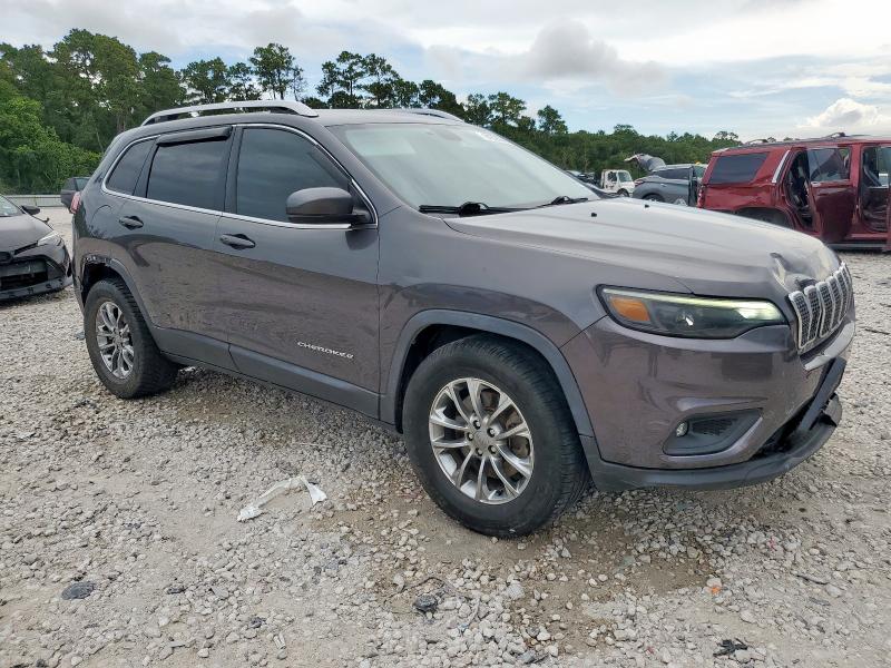 Photo 4 from auction – 2019 JEEP CHEROKEE L with VIN 1C4PJLLB2KD307904