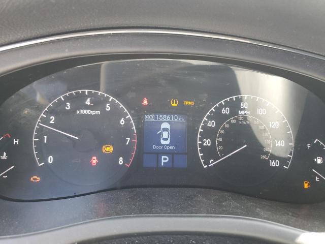 Photo 9 from auction – 2011 HYUNDAI GENESIS with VIN KMHGC4DF0BU127138