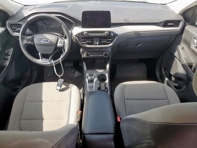 Photo 8 from auction – 2022 FORD ESCAPE SE with VIN 1FMCU0BZ2NUA05466