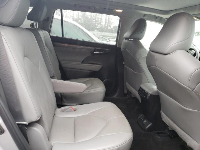 Photo 11 from auction – 2023 TOYOTA HIGHLANDER with VIN 5TDEBRCH3PS112210