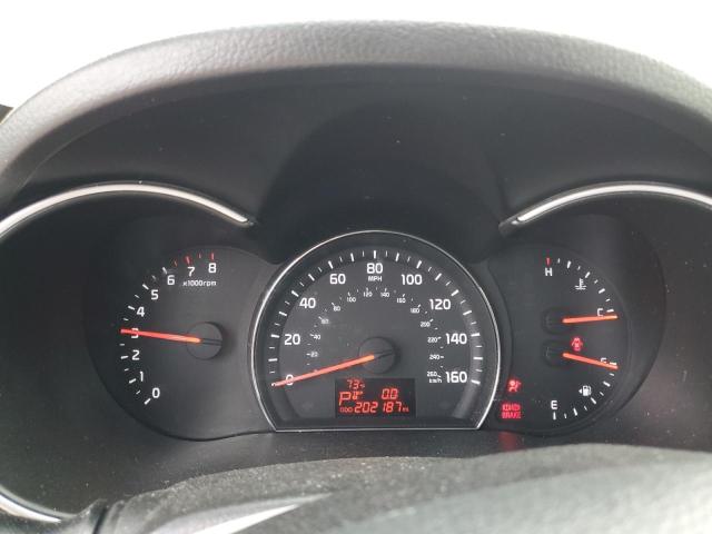 Photo 9 from auction – 2015 KIA SORENTO LX with VIN 5XYKT4A72FG601223