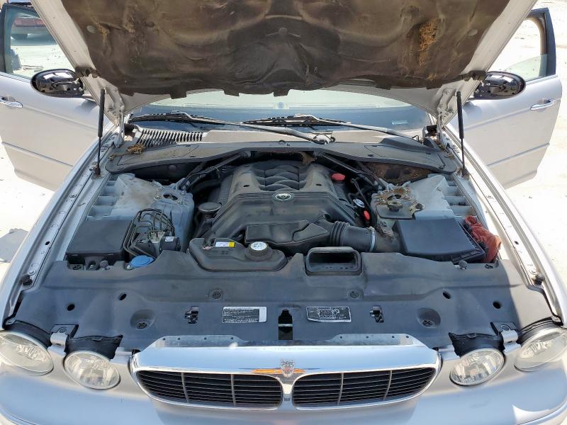 Photo 11 from auction – 2004 JAGUAR XJ8 with VIN SAJEA71C34SG03026