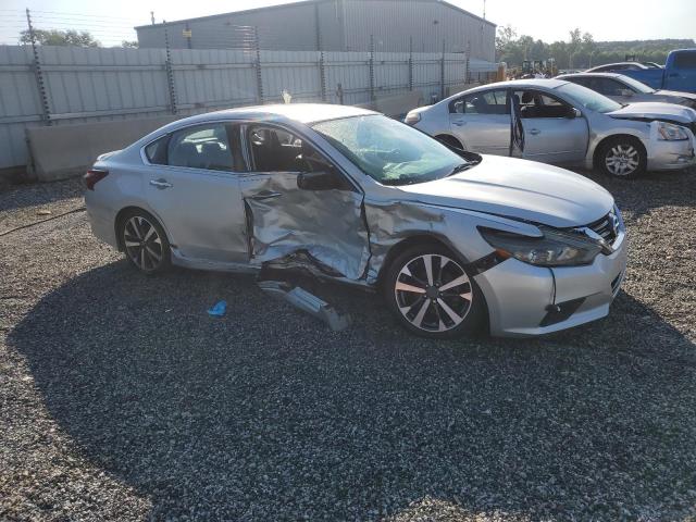 Photo 4 from auction – 2017 NISSAN ALTIMA 2.5 with VIN 1N4AL3AP1HC262442