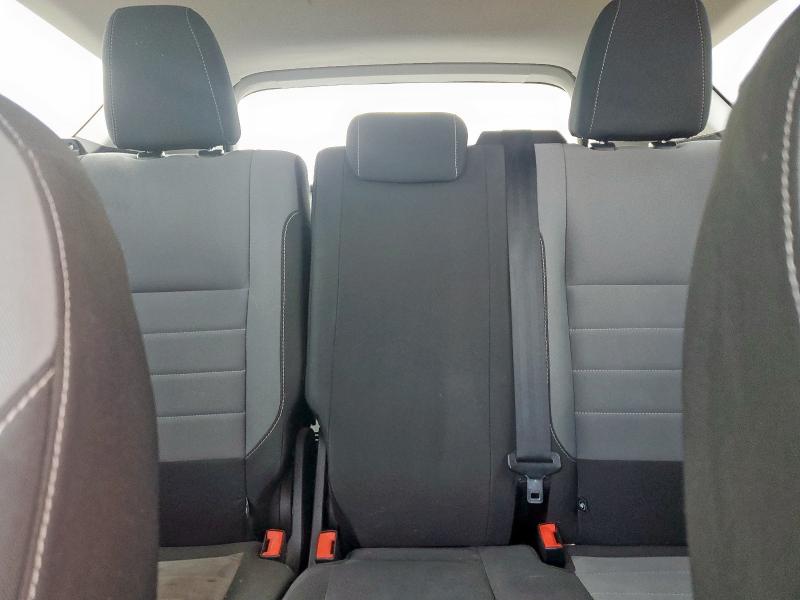 Photo 10 from auction – 2019 FORD ESCAPE S with VIN 1FMCU0F78KUB00277