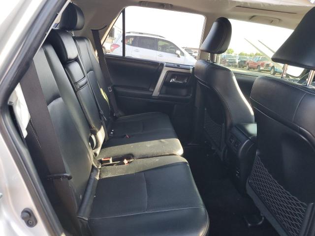 Photo 10 from auction – 2017 TOYOTA 4RUNNER SR with VIN JTEBU5JR4H5411306