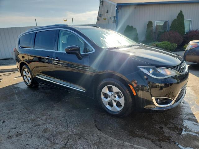 Photo 4 from auction – 2017 CHRYSLER PACIFICA T with VIN 2C4RC1EG7HR708757