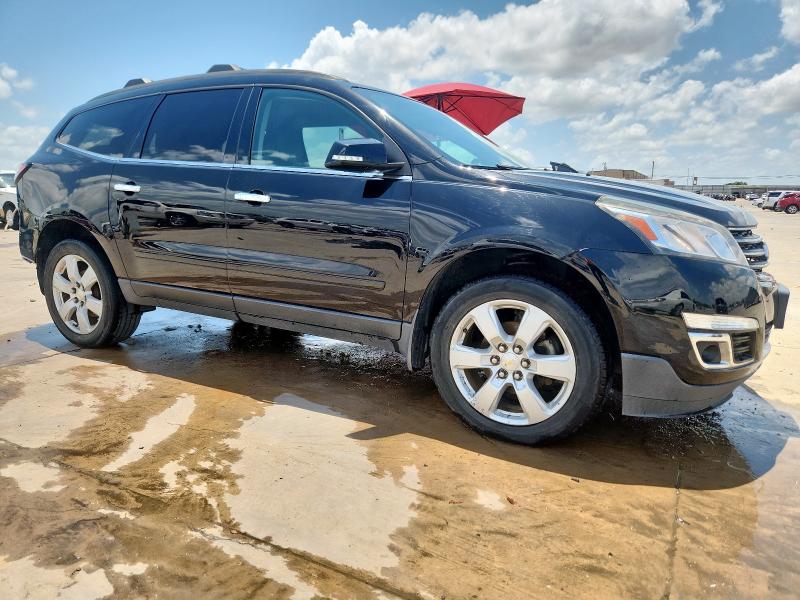 Photo 4 from auction – 2017 CHEVROLET TRAVERSE L with VIN 1GNKRGKD9HJ347492