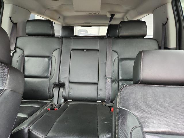 Photo 10 from auction – 2016 CHEVROLET SUBURBAN K with VIN 1GNSKJKC8GR263446