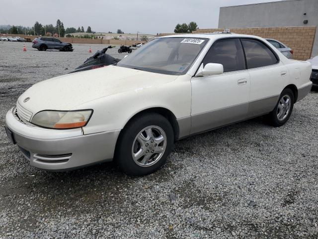 LEXUS ES 300 1995 with VIN JT8GK13T8S0108498 - Photo from auction