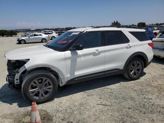 FORD EXPLORER X 2022 with VIN 1FMSK7DH5NGA74858 - Photo from auction