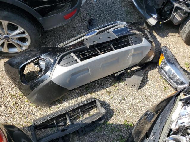 Photo 13 from auction – 2018 FORD ESCAPE SE with VIN 1FMCU9GD1JUD55912
