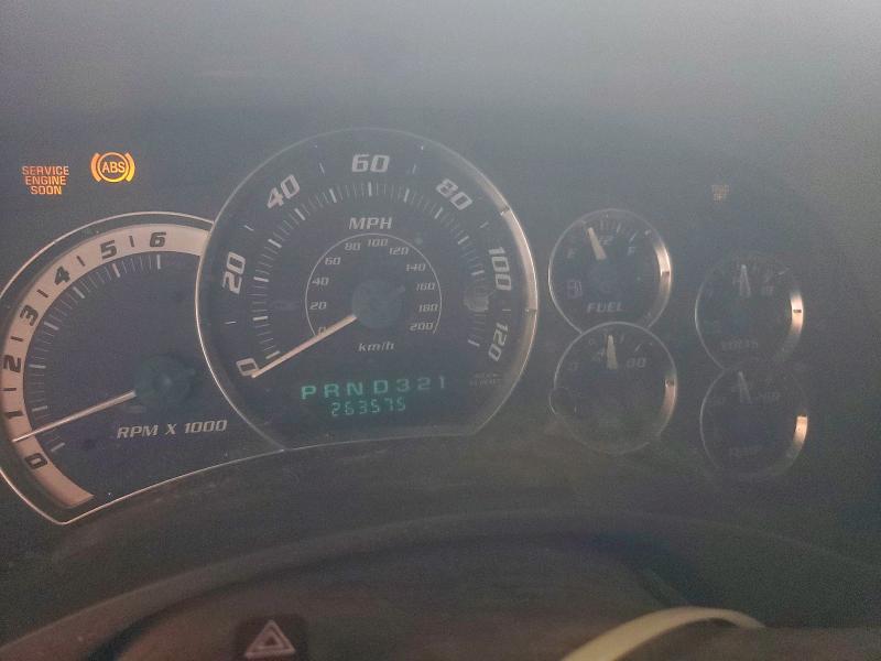 Photo 9 from auction – 2002 CADILLAC ESCALADE L with VIN 1GYEC63T82R146533