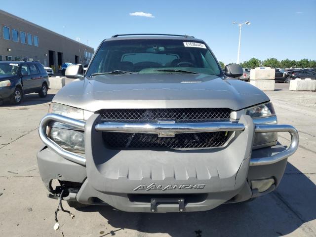 Photo 5 from auction – 2002 CHEVROLET AVALANCHE with VIN 3GNEK13T62G170784