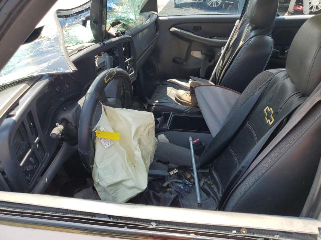 Photo 7 from auction – 2003 CHEVROLET SILVERADO with VIN 1GCEK19T83Z172229