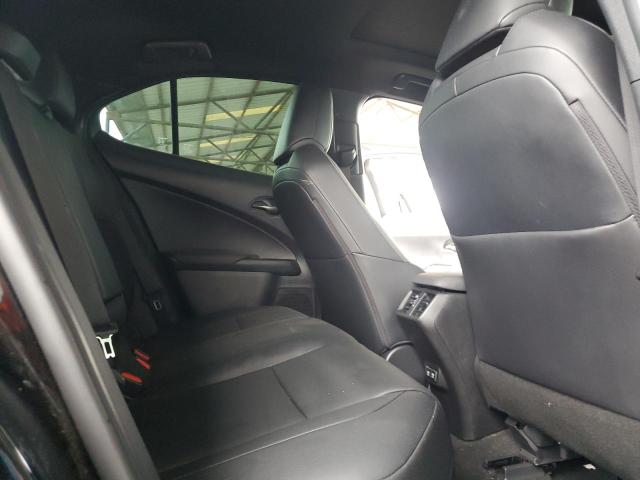 Photo 10 from auction – 2019 LEXUS UX 200 with VIN JTHY3JBH1K2017429