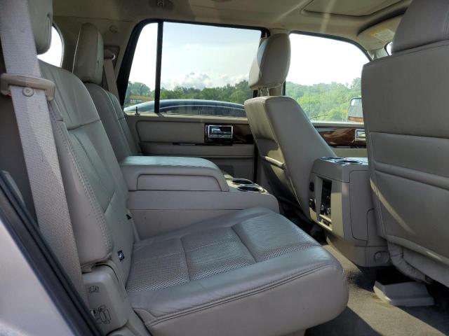 Photo 11 from auction – 2014 LINCOLN NAVIGATOR with VIN 5LMJJ2J55EEL03382