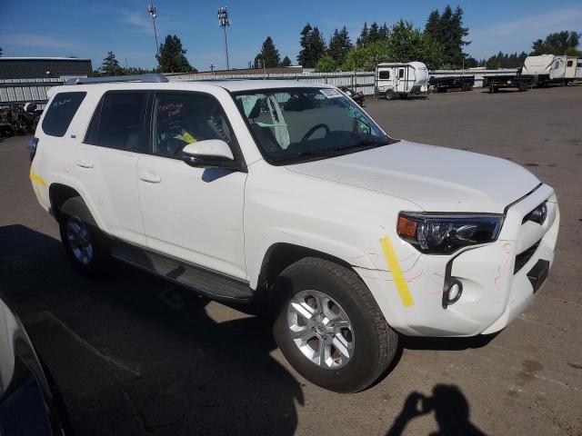 Photo 4 from auction – 2018 TOYOTA 4RUNNER SR with VIN JTEBU5JR1J5575022