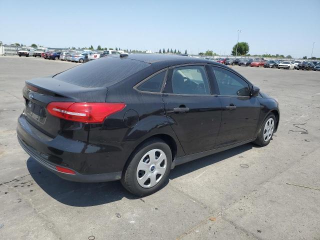Photo 3 from auction – 2018 FORD FOCUS S with VIN 1FADP3E26JL205336