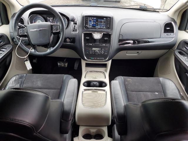 Photo 8 from auction – 2014 CHRYSLER TOWN & COU with VIN 2C4RC1CG9ER418194
