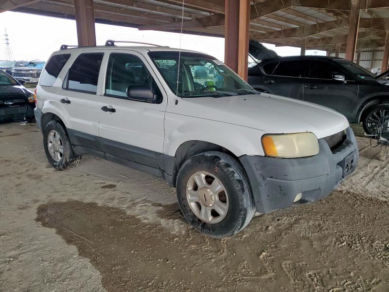 Photo 4 from auction – 2004 FORD ESCAPE XLT with VIN 1FMYU03124DA19221