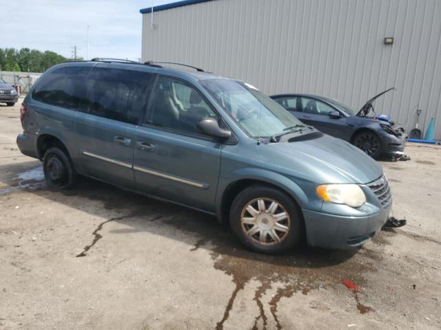 Photo 4 from auction – 2006 CHRYSLER TOWN & COU with VIN 2A4GP54L56R906830