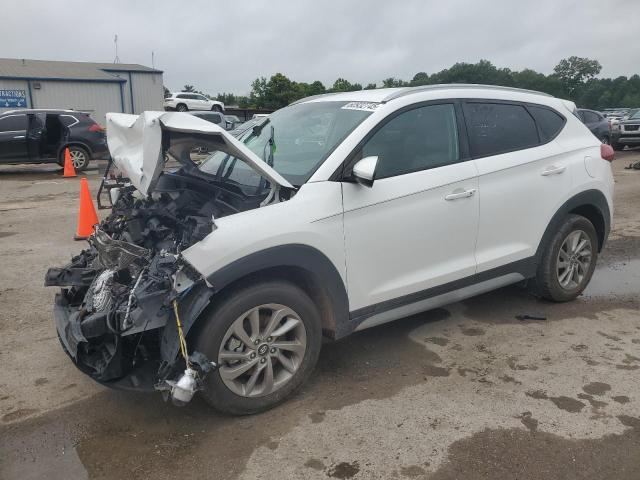 HYUNDAI TUCSON SEL 2018 with VIN KM8J33A46JU744206 - Photo from auction